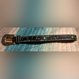 Gorgeous western belt